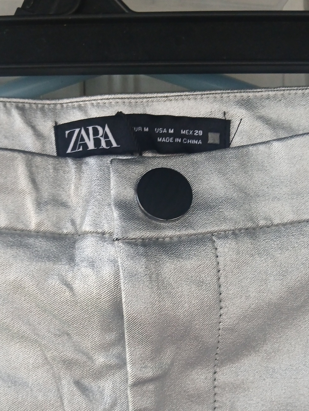 Nwt Zara Silver Metallic Coated Mid Rise Leggings - Picture 4 of 7